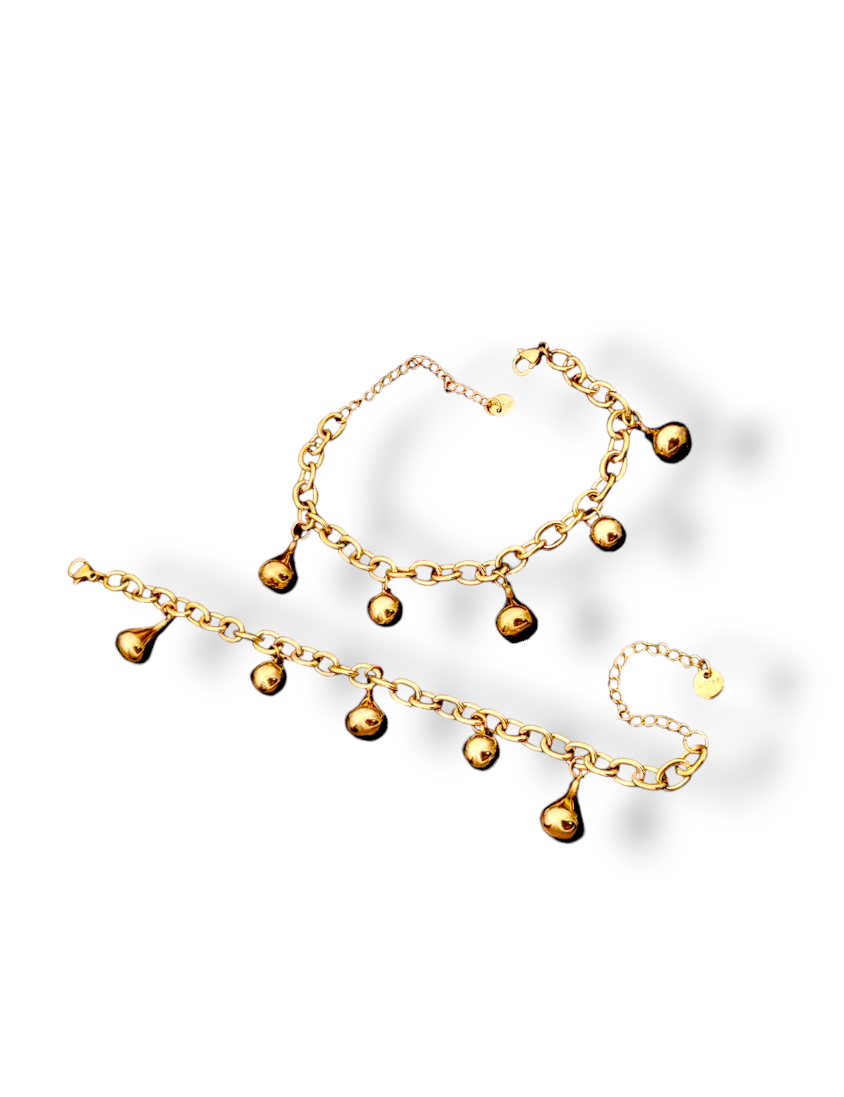 Chunky drop charm chain bracelet