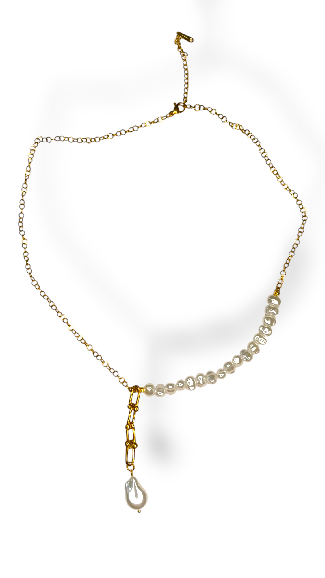 Half pearl stream neacklace