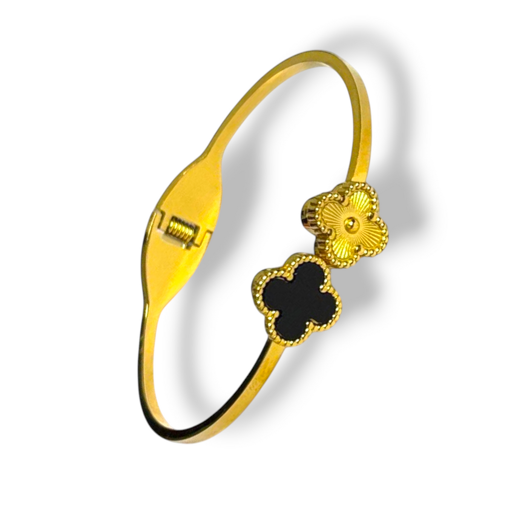 Dusk and Dawn Clover bracelet